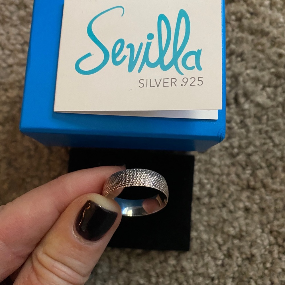 925 silver size 7 ring